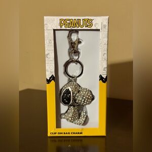 Peanuts bag charm by Larocks